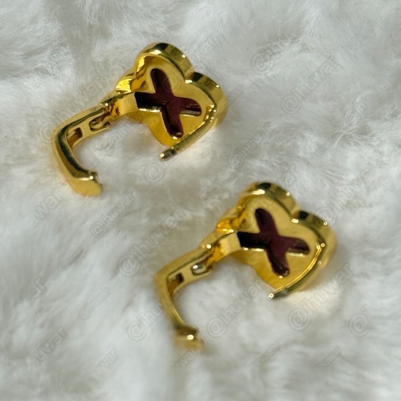 Four-leaf Clover 18K Gold Plated Red / Gold Color Stud Earrings - Picture 3 of 5